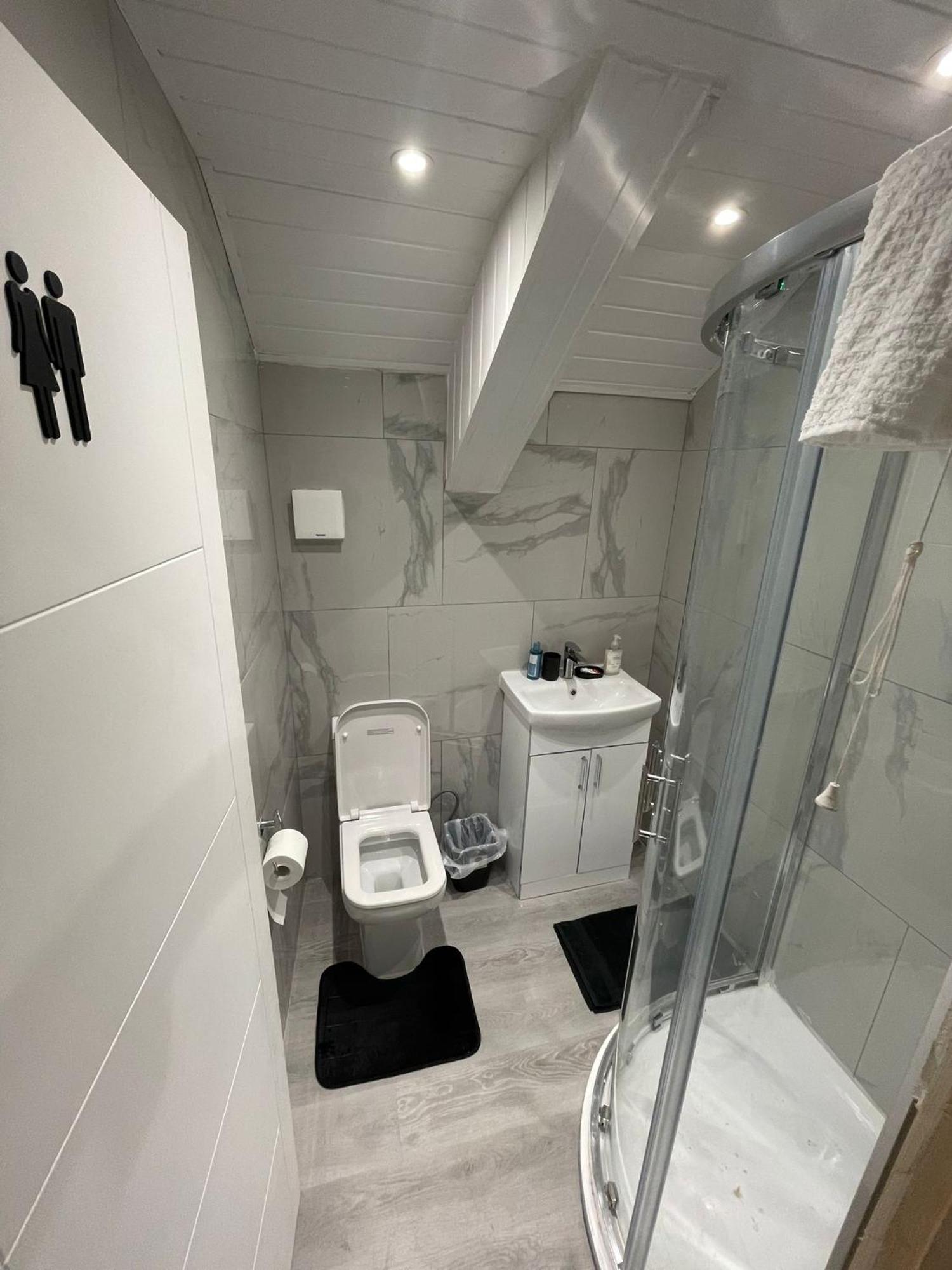 Holyheadinn Ngoại thất bức ảnh